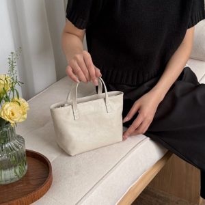 本革 ミニトートバッグ 2WAY ショルダーバッグ レディース 牛革 レディース レザーバッグ コンパクト 小さめ カバン 鞄 斜めがけ 軽量 レトロ シンプル ギフト 本革 ミニトートバッグ 2WAY ショルダーバッグ レディース 牛革 レディース レザーバッグ コンパクト 小さめ カバン 鞄 斜めがけ 軽量 レトロ シンプル ギフト