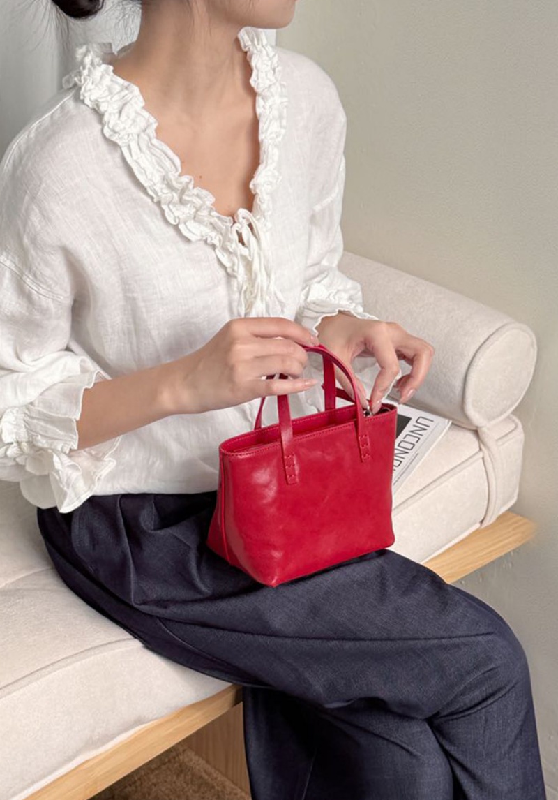 本革 ミニトートバッグ 2WAY ショルダーバッグ レディース 牛革 レディース レザーバッグ コンパクト 小さめ カバン 鞄 斜めがけ 軽量 レトロ シンプル ギフト