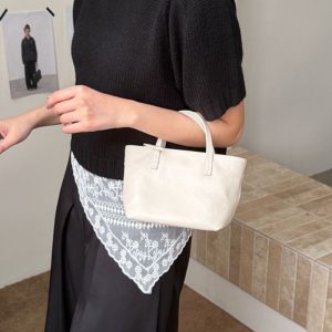 本革 ミニトートバッグ 2WAY ショルダーバッグ レディース 牛革 レディース レザーバッグ コンパクト 小さめ カバン 鞄 斜めがけ 軽量 レトロ シンプル ギフト 本革 ミニトートバッグ 2WAY ショルダーバッグ レディース 牛革 レディース レザーバッグ コンパクト 小さめ カバン 鞄 斜めがけ 軽量 レトロ シンプル ギフト