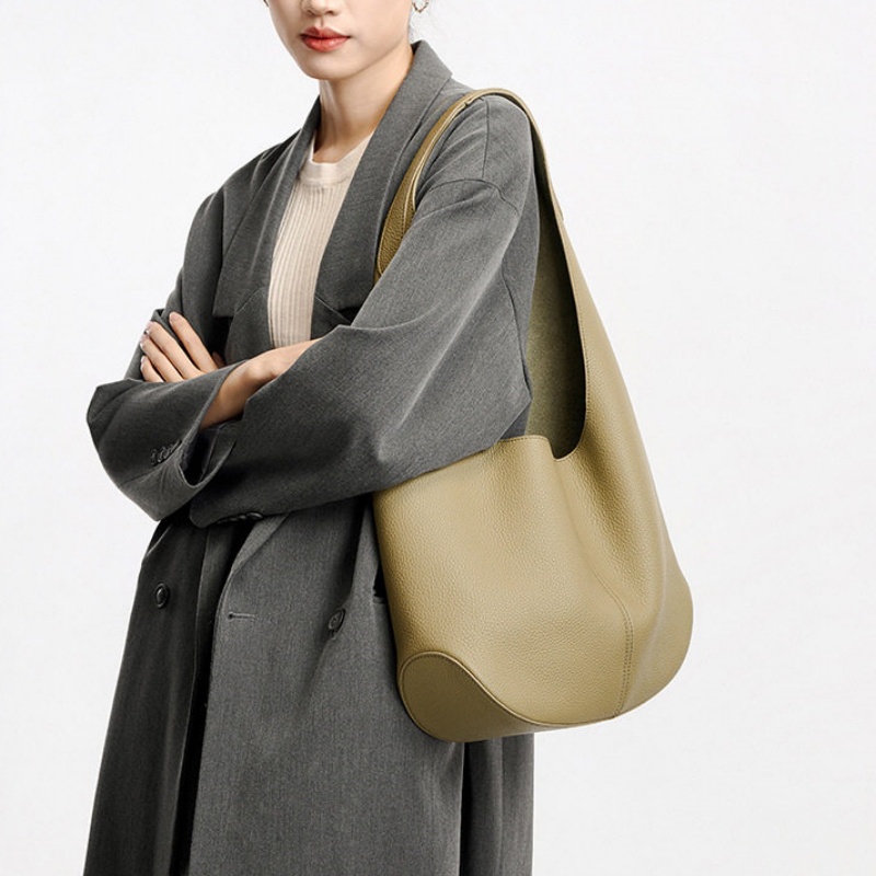 本 革 ショルダー バッグ レディース ワンショルダー バッグ レディース 肩掛け カバン おしゃれ 本 革 トート バッグ 柔らかい ポーチ 付き トート ワン ハンドル バッグ 本 革 本 革 ショルダー バッグ レディース ワンショルダー バッグ レディース 肩掛け カバン おしゃれ 本 革 トート バッグ 柔らかい ポーチ 付き トート ワン ハンドル バッグ 本 革 - 画像 (3)