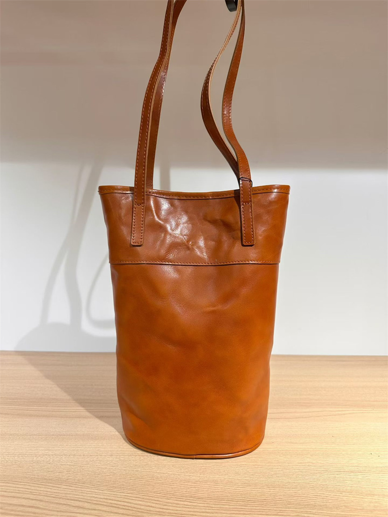 本 革 トート バッグ 縦長 ヴィンテージ バッグ ショルダー バケツ 型 ショルダー バッグ トート バッグ シンプル 肩掛け カバン レディース 母 プレゼント バッグ