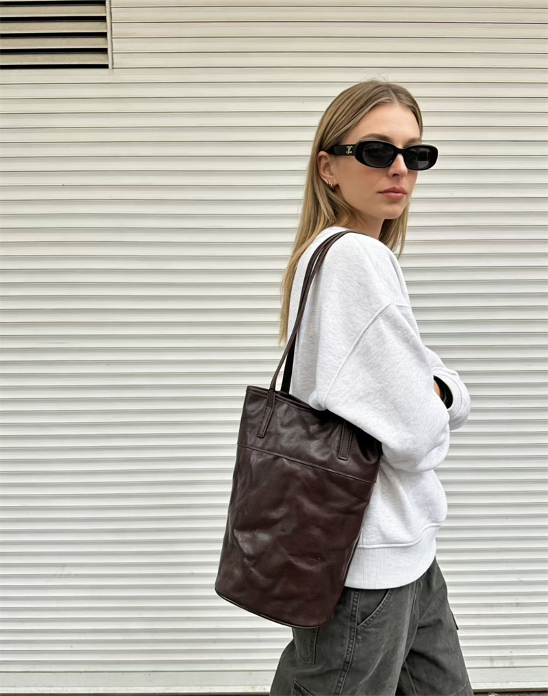 本 革 トート バッグ 縦長 ヴィンテージ バッグ ショルダー バケツ 型 ショルダー バッグ トート バッグ シンプル 肩掛け カバン レディース 母 プレゼント バッグ