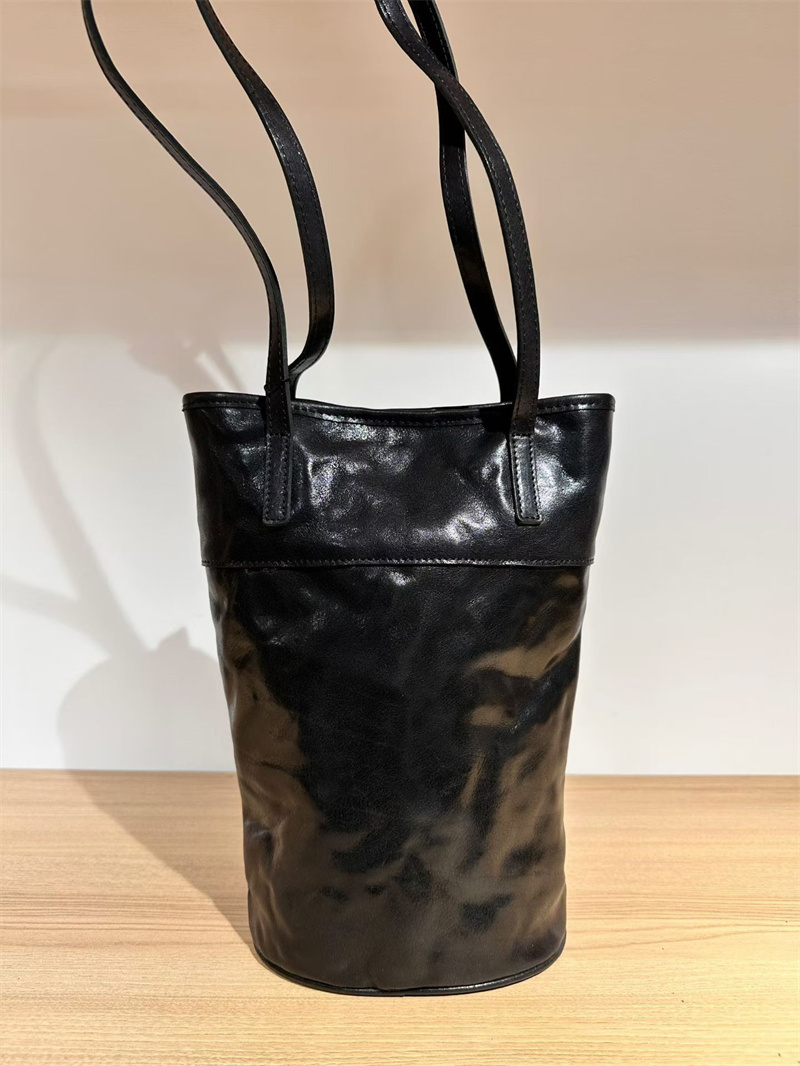 本 革 トート バッグ 縦長 ヴィンテージ バッグ ショルダー バケツ 型 ショルダー バッグ トート バッグ シンプル 肩掛け カバン レディース 母 プレゼント バッグ