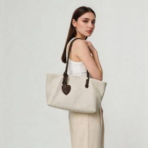 本革 トートバッグ レディース レザー トート バッグ 大 容量 a4 肩掛け カバン 通勤 バッグ レディース 軽い おすすめ の マザーズ バッグ 女性 バッグ 人気 40 代 軽い トート バッグ 本革 トートバッグ レディース レザー トート バッグ 大 容量 a4 肩掛け カバン 通勤 バッグ レディース 軽い おすすめ の マザーズ バッグ 女性 バッグ 人気 40 代 軽い トート バッグ