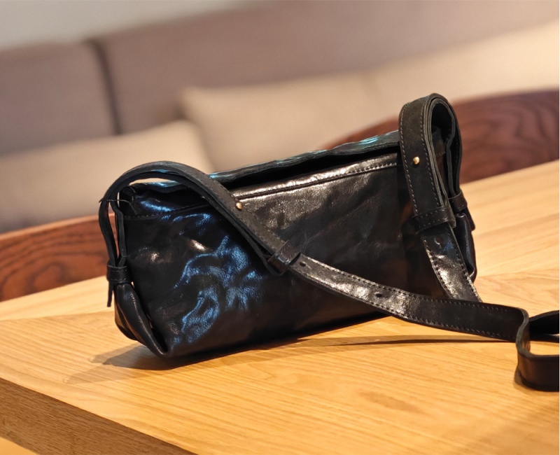 本革 バッグ レディース 軽い ミニ トートバッグ レディース 超軽量 革 バッグ ショルダーバッグ 大人可愛い 本 革 ショルダー バッグ 2way 卒園卒業 入園入学
