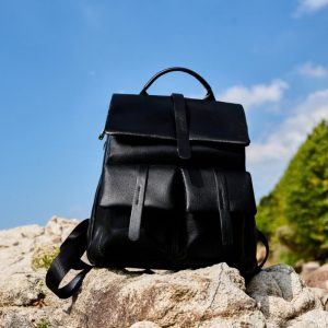 本革 リュック レディース ブラック リュック サック レザー リュック レディース a4 リュック おしゃれ バックパック フラップ ポケット リュック サック きれい め 30代 40代 大人可愛い 大容量 ビジネス お仕事 本革 リュック レディース ブラック リュック サック レザー リュック レディース a4 リュック おしゃれ バックパック フラップ ポケット リュック サック きれい め 30代 40代 大人可愛い 大容量 ビジネス お仕事