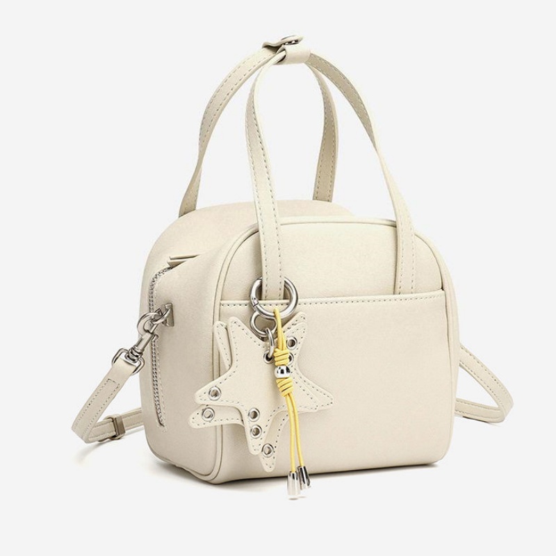 本 革 ミニ ボストン バッグ 本 牛革 ミニ ショルダー バッグ かわいい ミニ ショルダー バッグ レザー バッグ 2way ハンド ミニ バッグ 小さめ ミニバッグ マチ広め チャーム 付 ミニ ショルダー バッグ 20 代 女性 に 人気 の バッグ 鞄 レディース 人気 20 代 後半 本 革 ミニ ボストン バッグ 本 牛革 ミニ ショルダー バッグ かわいい ミニ ショルダー バッグ レザー バッグ 2way ハンド ミニ バッグ 小さめ ミニバッグ マチ広め チャーム 付 ミニ ショルダー バッグ 20 代 女性 に 人気 の バッグ 鞄 レディース 人気 20 代 後半