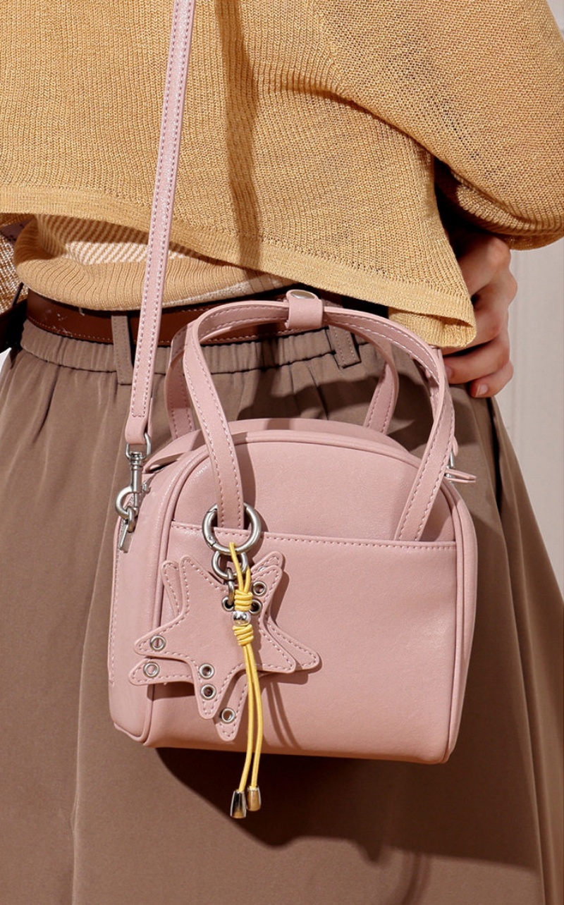 本 革 ミニ ボストン バッグ 本 牛革 ミニ ショルダー バッグ かわいい ミニ ショルダー バッグ レザー バッグ 2way ハンド ミニ バッグ 小さめ ミニバッグ マチ広め チャーム 付 ミニ ショルダー バッグ 20 代 女性 に 人気 の バッグ 鞄 レディース 人気 20 代 後半