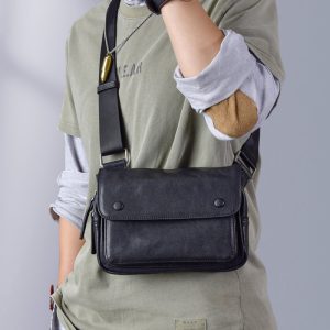 ショルダー バッグ メンズ レザー ショルダー バッグ スクエア 型 レザー ショルダー バッグ 斜 めがけ 本 革 メッセンジャー バッグ メンズ ボディ バッグ メンズ 40 代 本 革 メンズ ワン ショルダー バッグ 革 ショルダー バッグ メンズ レザー ショルダー バッグ スクエア 型 レザー ショルダー バッグ 斜 めがけ 本 革 メッセンジャー バッグ メンズ ボディ バッグ メンズ 40 代 本 革 メンズ ワン ショルダー バッグ 革 - 画像 (2)