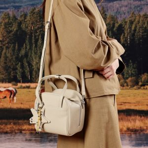 本 革 ミニ ボストン バッグ 本 牛革 ミニ ショルダー バッグ かわいい ミニ ショルダー バッグ レザー バッグ 2way ハンド ミニ バッグ 小さめ ミニバッグ マチ広め チャーム 付 ミニ ショルダー バッグ 20 代 女性 に 人気 の バッグ 鞄 レディース 人気 20 代 後半 本 革 ミニ ボストン バッグ 本 牛革 ミニ ショルダー バッグ かわいい ミニ ショルダー バッグ レザー バッグ 2way ハンド ミニ バッグ 小さめ ミニバッグ マチ広め チャーム 付 ミニ ショルダー バッグ 20 代 女性 に 人気 の バッグ 鞄 レディース 人気 20 代 後半 - 画像 (8)