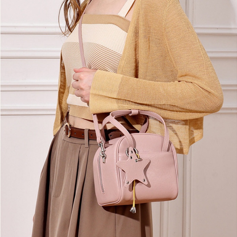 本 革 ミニ ボストン バッグ 本 牛革 ミニ ショルダー バッグ かわいい ミニ ショルダー バッグ レザー バッグ 2way ハンド ミニ バッグ 小さめ ミニバッグ マチ広め チャーム 付 ミニ ショルダー バッグ 20 代 女性 に 人気 の バッグ 鞄 レディース 人気 20 代 後半 本 革 ミニ ボストン バッグ 本 牛革 ミニ ショルダー バッグ かわいい ミニ ショルダー バッグ レザー バッグ 2way ハンド ミニ バッグ 小さめ ミニバッグ マチ広め チャーム 付 ミニ ショルダー バッグ 20 代 女性 に 人気 の バッグ 鞄 レディース 人気 20 代 後半